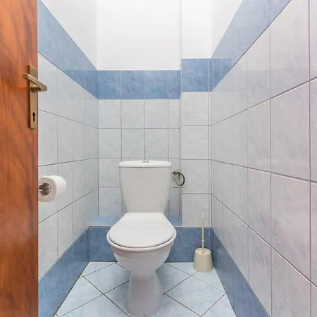 3 Bedroom Beautiful In Labin Diminici