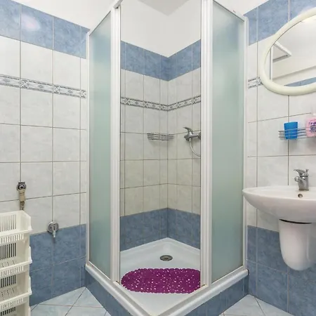 3 Bedroom Beautiful In Labin