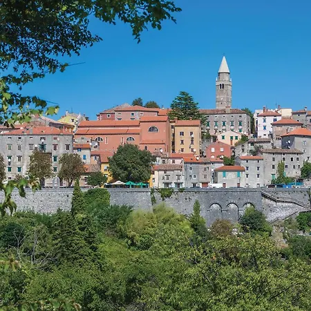 3 Bedroom Beautiful In Labin * Diminici